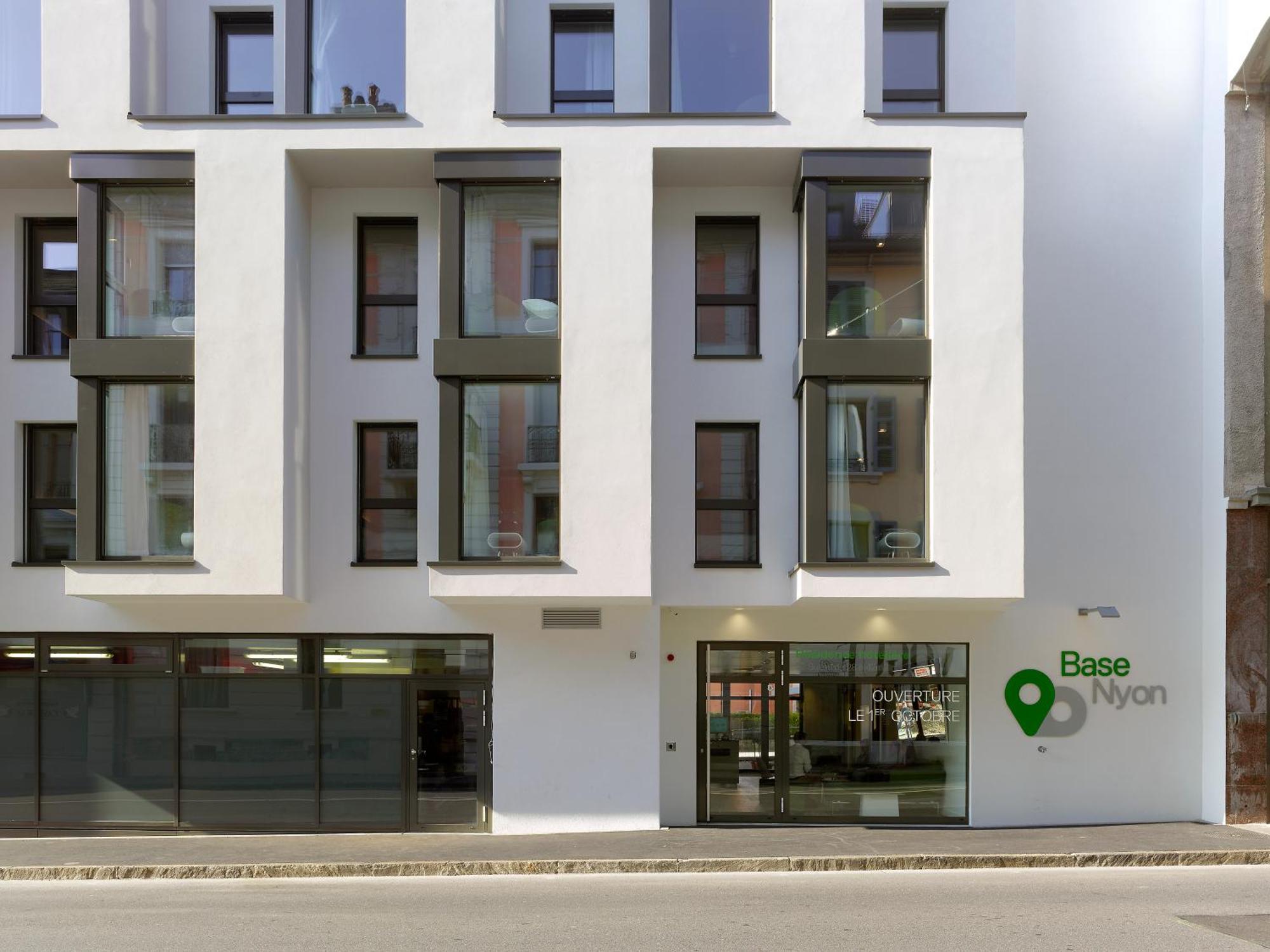 Hotel Base Nyon Exterior foto